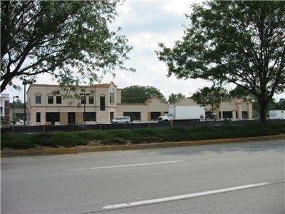 More Photos Of 2415-2431 Burlington St, North Kansas City Storefront Retail Office For Lease