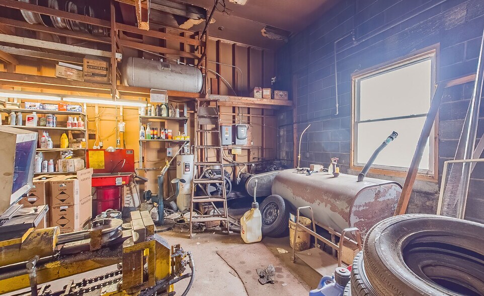 More Photos Of 765 Columbia Blvd, Bloomsburg Auto Repair For Sale