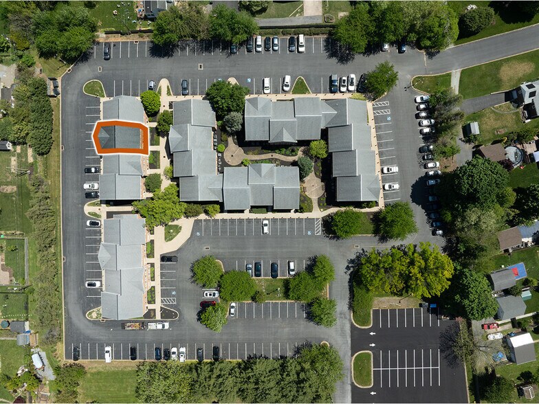 More Photos Of 1525 Oregon Pike, Lancaster Office For Sale
