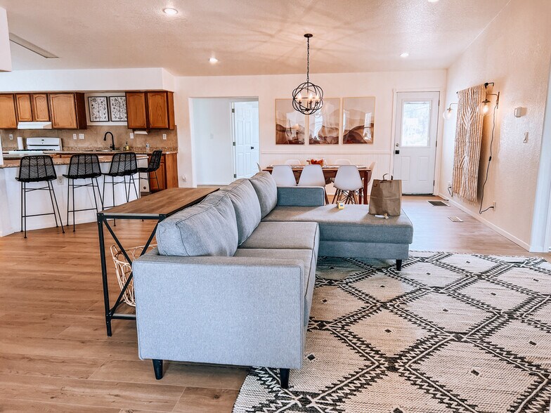 More Photos Of 3900 E Cassie Ln, Cottonwood Assisted Living For Sale