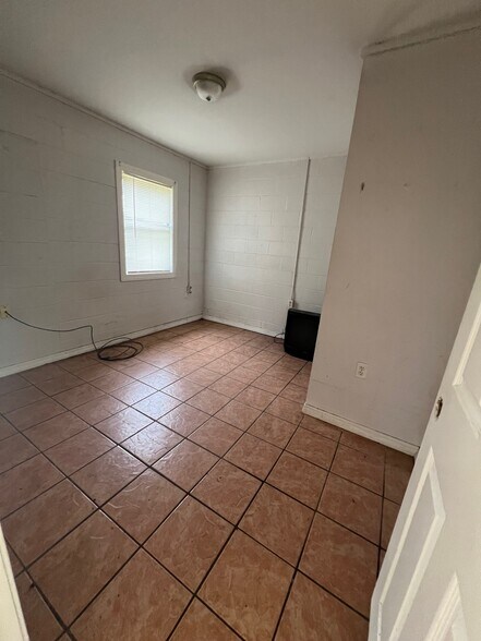 More Photos Of 1763 Old Canal St, Mobile Apartments For Sale