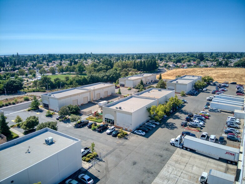 More Photos Of 10131 Iron Rock Way, Elk Grove Manufacturing For Lease