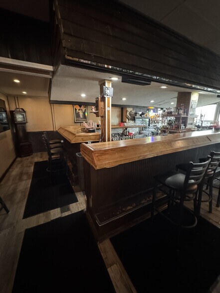 More Photos Of 439 Derby Ave, West Haven Restaurant For Sale