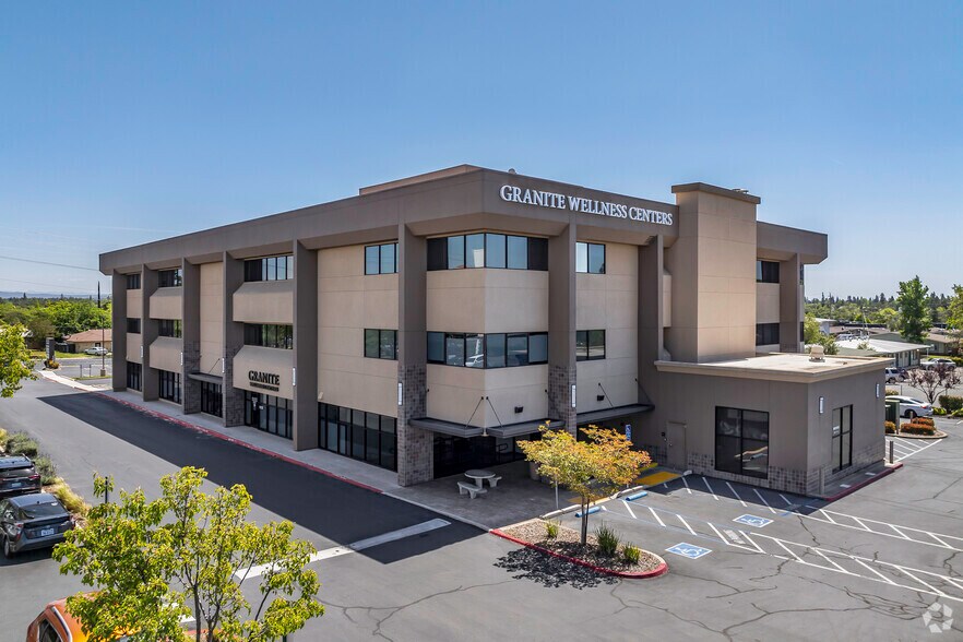 More Photos Of 406 Sunrise Ave, Roseville Medical For Lease