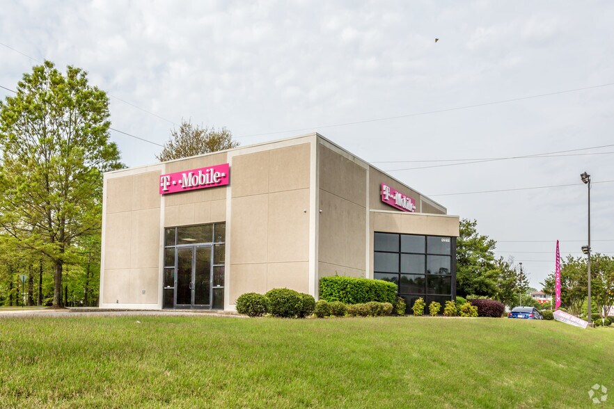 Primary Photo Of 12211 W Markham, Little Rock Freestanding For Sale