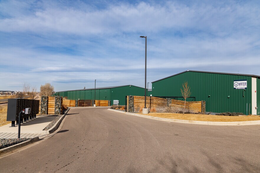 More Photos Of 360 Rancho Dr, Windsor Self Storage For Sale