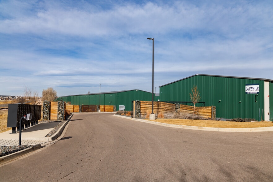 More Photos Of 360 Rancho Dr, Windsor Self Storage For Sale