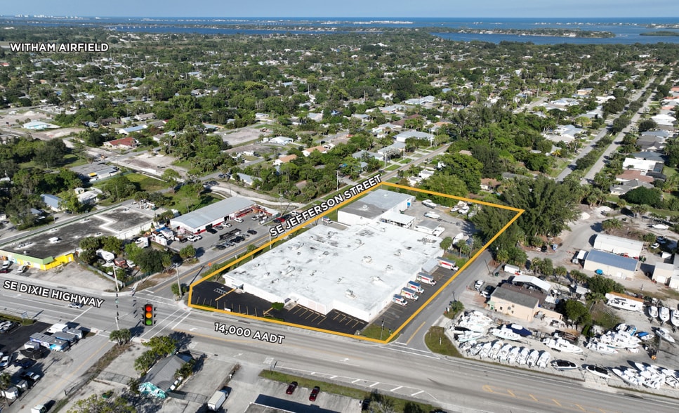 More Photos Of 3601 SE Dixie Hwy, Stuart Warehouse For Lease
