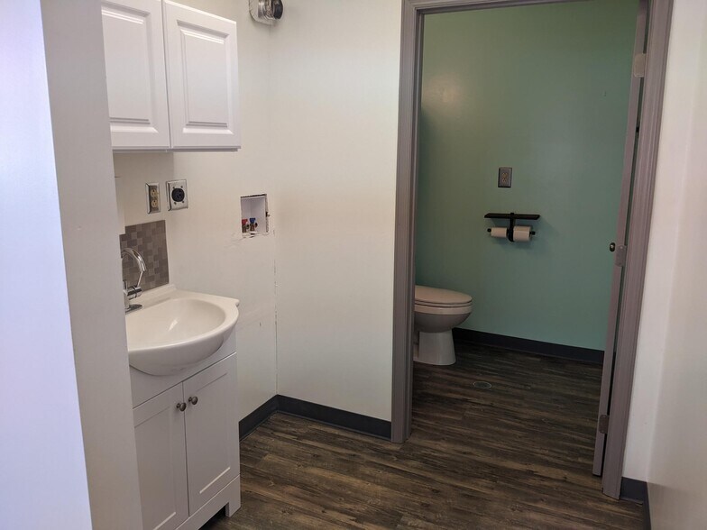 More Photos Of 8648 Old Troy Pike, Huber Heights Medical For Lease