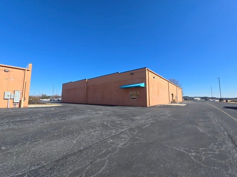 More Photos Of 9561 Bridgeville Center Rd, Bridgeville Storefront For Lease