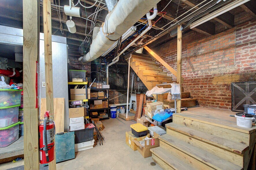 More Photos Of 205 N Main St, Greenville Storefront Retail Residential For Sale