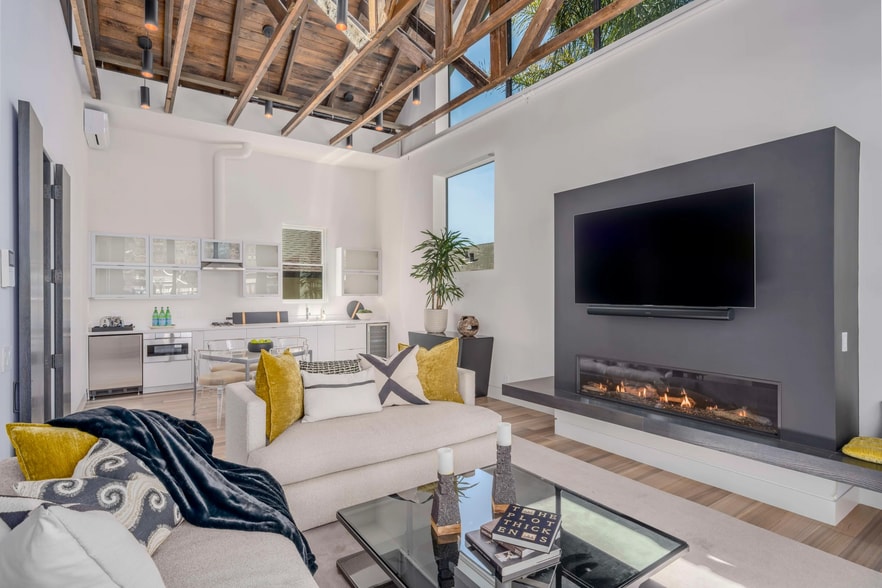 More Photos Of 301 1st St W, Sonoma General Retail For Lease