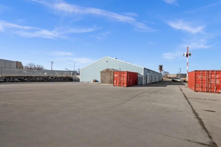 More Photos Of 4375 W Copper Hills Pky, West Jordan Warehouse For Lease