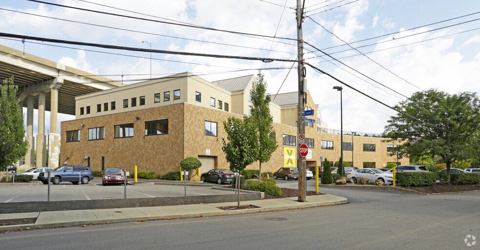 More Photos Of 810 River Ave, Pittsburgh Office For Lease