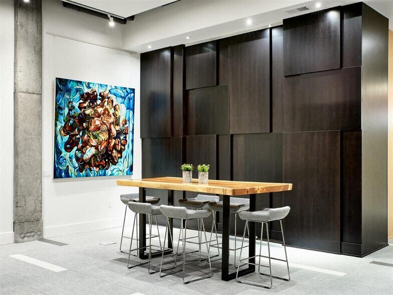 More Photos Of 10 2nd St SE, Minneapolis Apartments For Lease