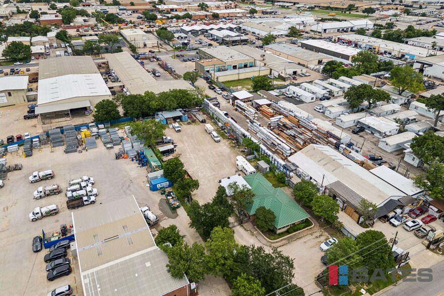 More Photos Of 2659 Lombardy Ln, Dallas Warehouse For Lease