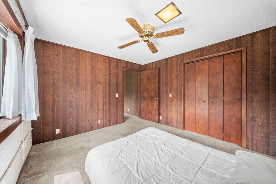 More Photos Of 1810 Little Flock Dr, Rogers Specialty For Sale