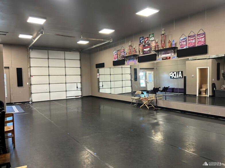 More Photos Of 6380 W 10th St, Greeley Warehouse For Sale