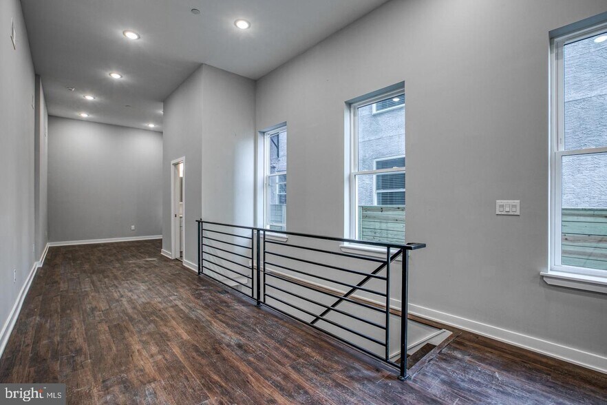 More Photos Of 1316 S Broad St, Philadelphia Apartments For Sale