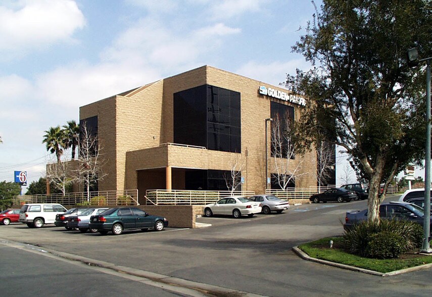 More Photos Of 110 N Lincoln Ave, Corona Medical For Lease