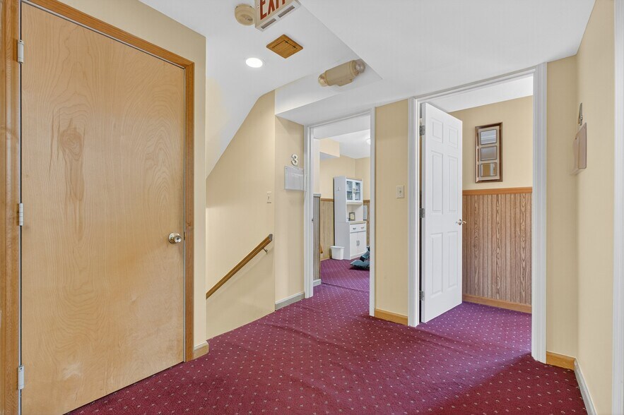 More Photos Of 2 Renee Gate St, Cortlandt Manor Office For Sale