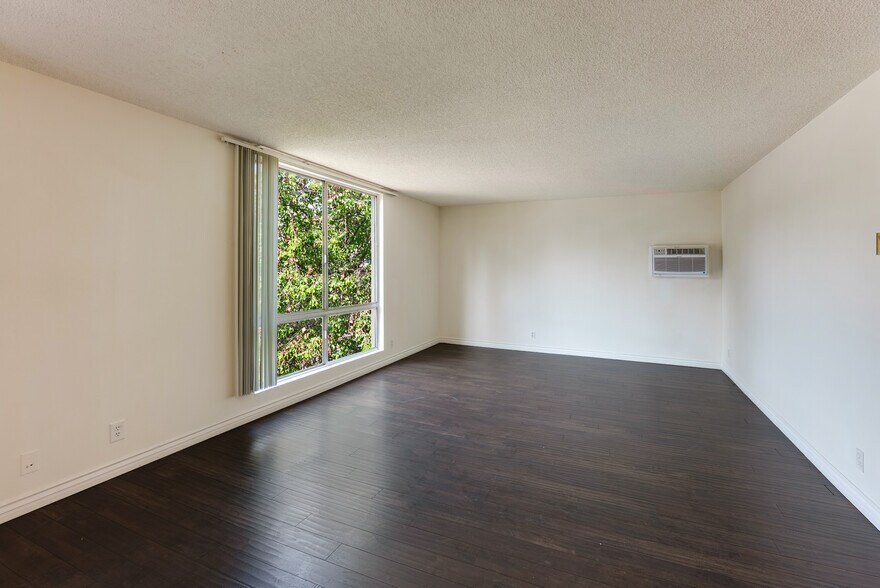 More Photos Of 238 S La Fayette Park Pl, Los Angeles Apartments For Sale
