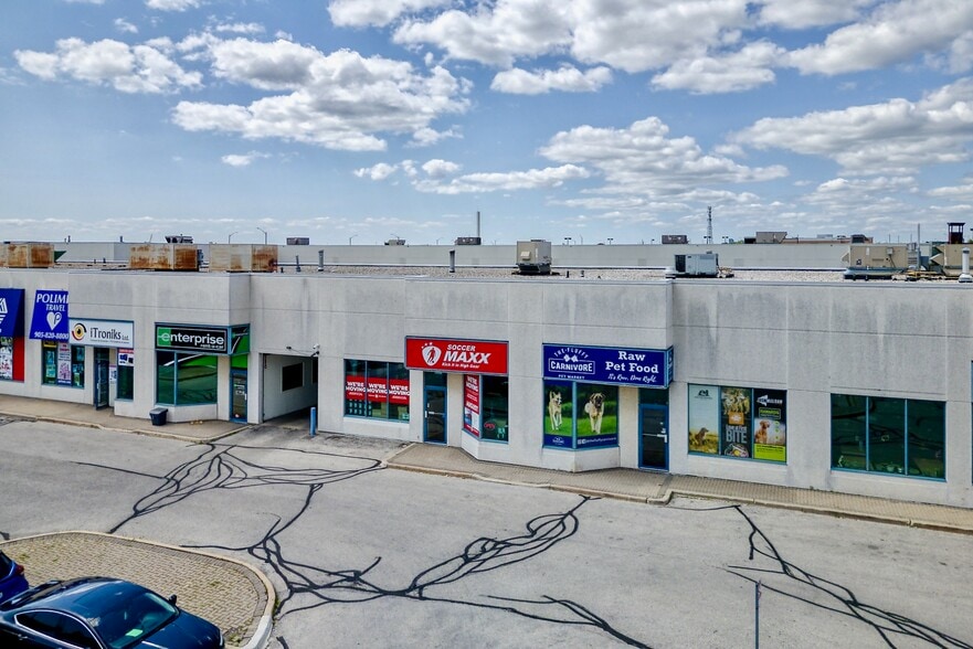 More Photos Of 3145 Dundas St W, Mississauga Storefront Retail Office For Lease