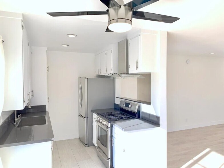 More Photos Of 3667 Veteran Ave, Los Angeles Apartments For Sale