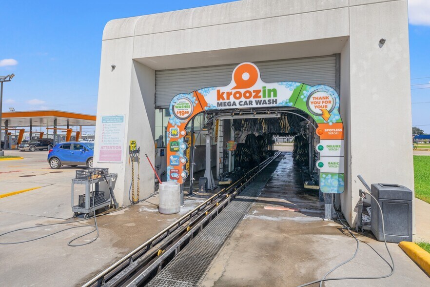 More Photos Of 5325 N Twin City Hwy, Port Arthur Carwash For Sale