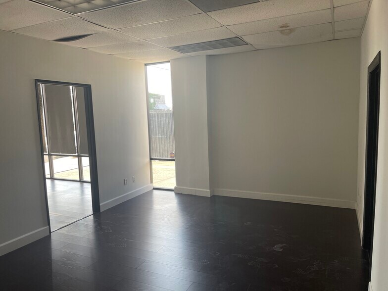 More Photos Of 7442 Varna Ave, North Hollywood Warehouse For Sale