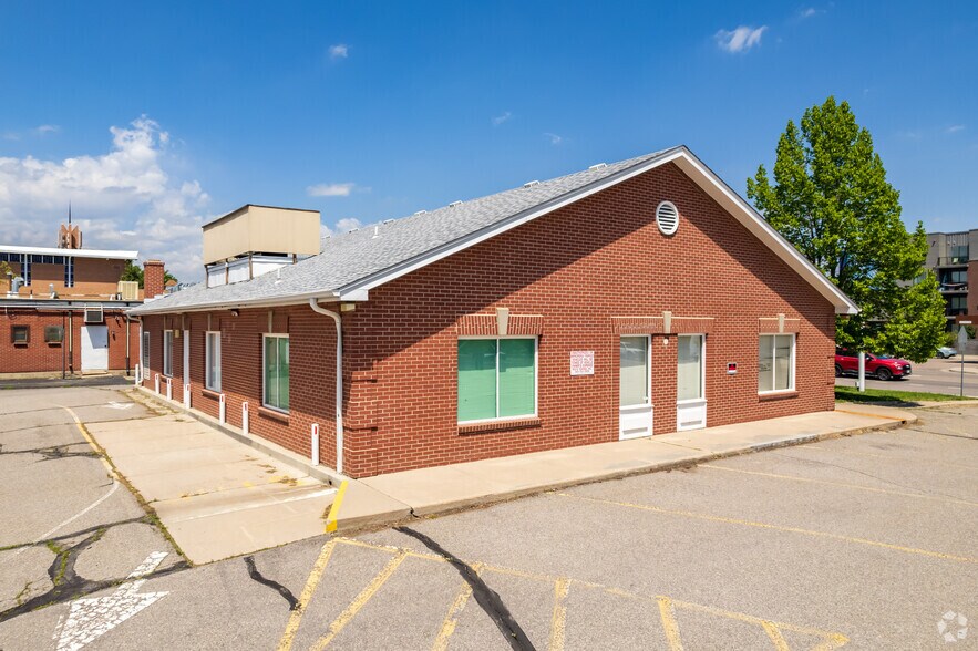 More Photos Of 7390 W 38th Ave, Wheat Ridge Freestanding For Sale