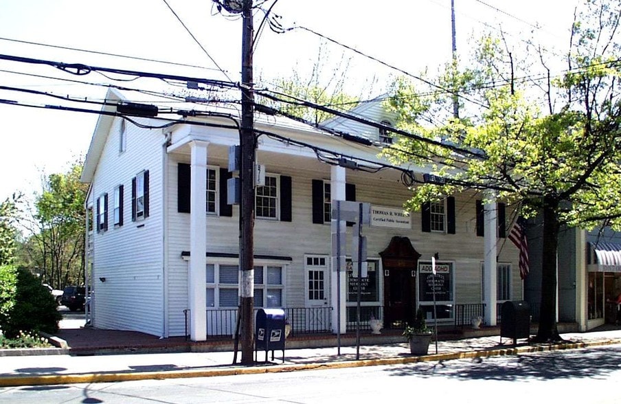 More Photos Of 868-870 Boston Post Rd, Darien Office For Lease