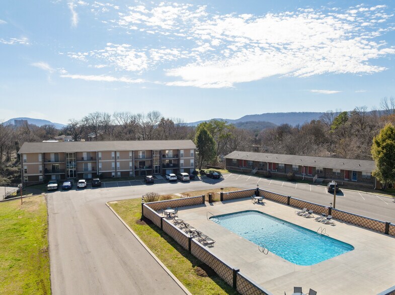 More Photos Of 300 W Midvale Ave, Chattanooga Apartments For Sale