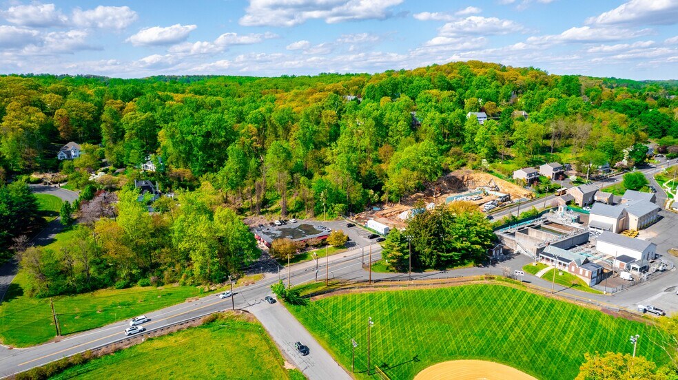 More Photos Of 169 Mine Brook Rd, Bernardsville Office For Sale