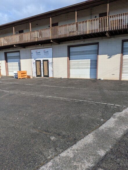 More Photos Of 1492 Main St, Catasauqua General Retail For Lease