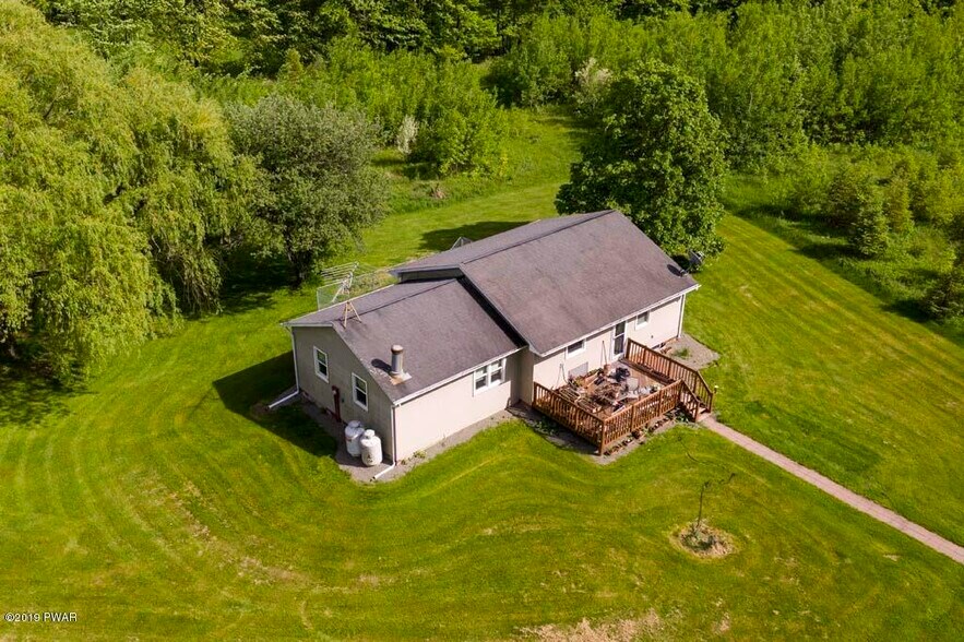 More Photos Of 37 Colonel Lindbergh Ln, Moscow Airport For Sale