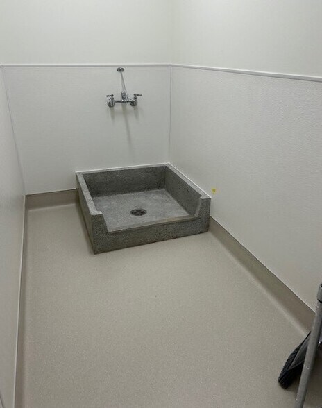 More Photos Of 1100 Ward Ave, Honolulu Medical For Lease