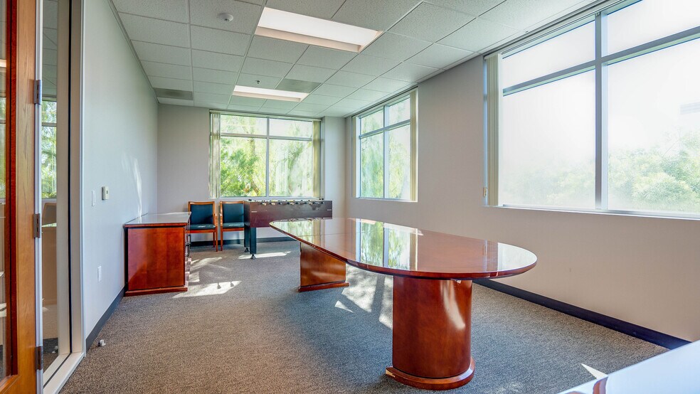 More Photos Of 6 Orchard Rd, Lake Forest Office For Sale