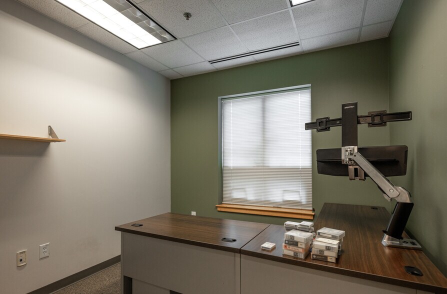 More Photos Of 610 Jones Ferry Rd, Carrboro Medical For Sale