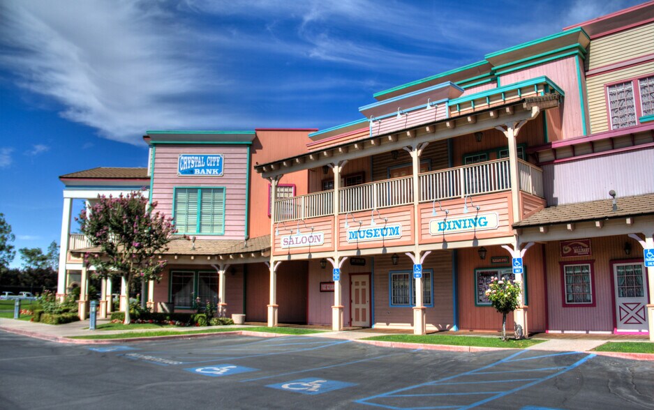 More Photos Of 2800 Buck Owens Blvd, Bakersfield Restaurant For Sale