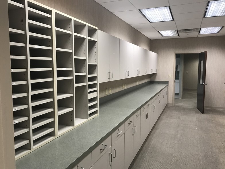 More Photos Of 8325 US 70 Bus Hwy W, Clayton Flex For Lease