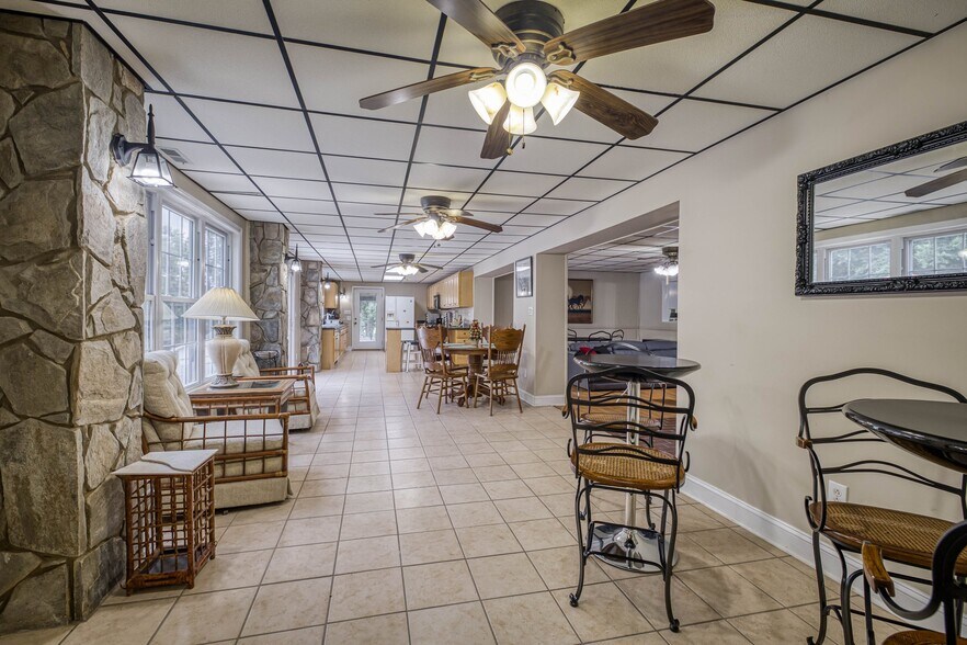 More Photos Of 200 Little Acres Dr, Marion Specialty For Sale