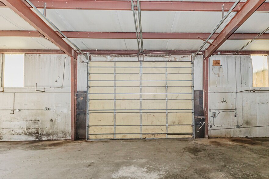 More Photos Of 3315 Central Ave, Winfield Warehouse For Sale