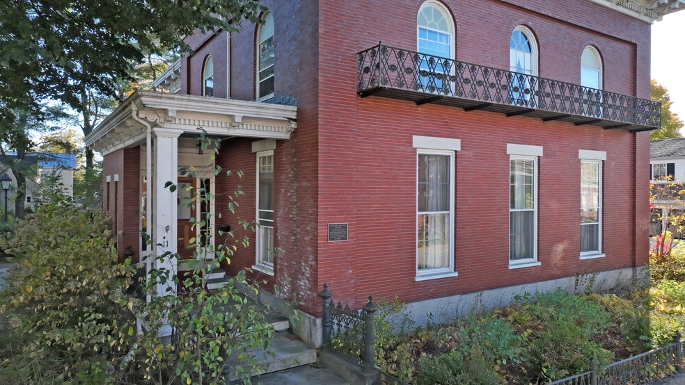 More Photos Of 11 Lincoln St, Brunswick Apartments For Sale