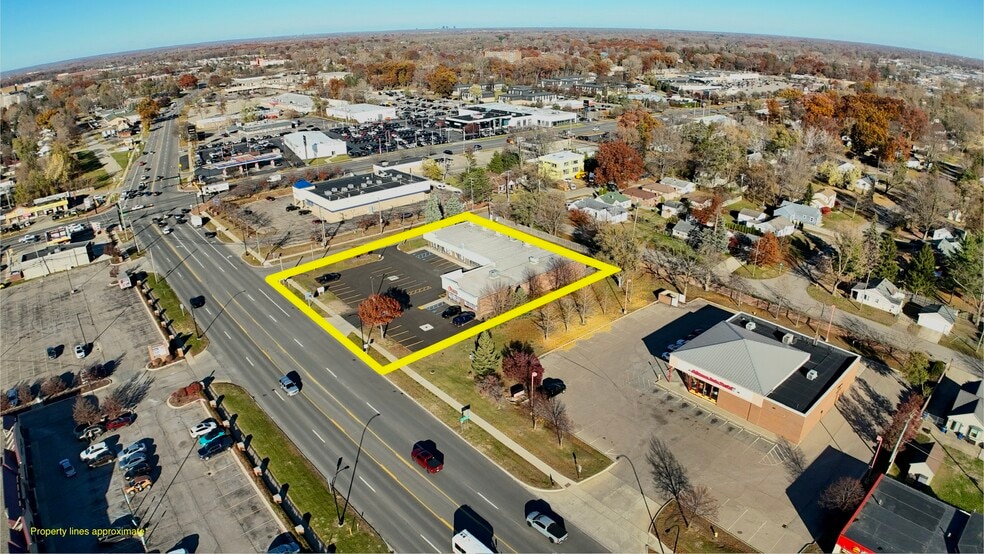 More Photos Of 1900-2020 N Wayne Rd, Westland Freestanding For Lease