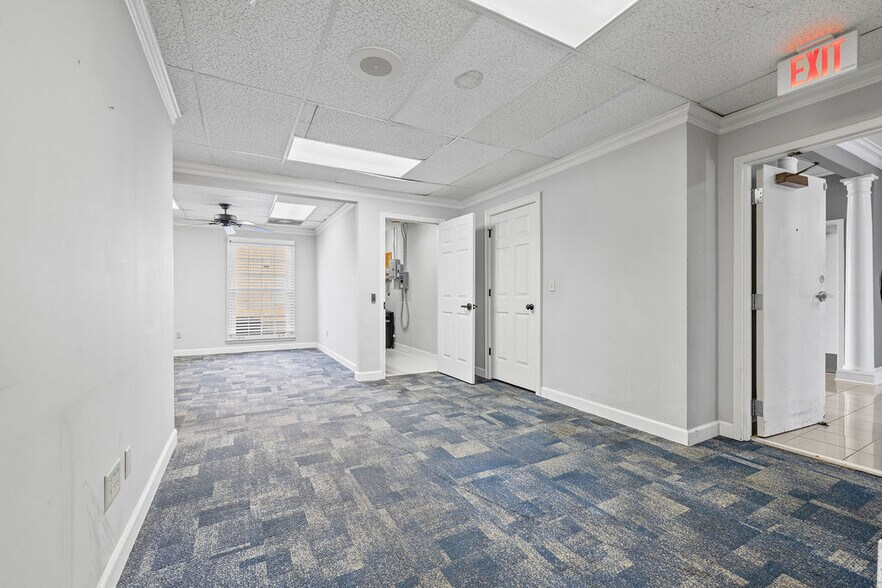 More Photos Of 275 Walnut Bend Rd, Cordova Medical For Lease