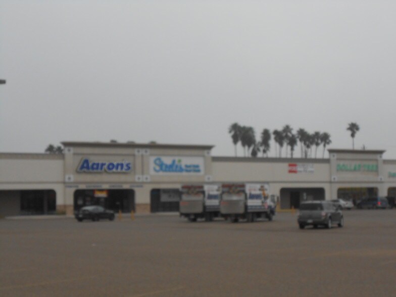 More Photos Of 1000 W US Highway 77, San Benito Unknown For Lease