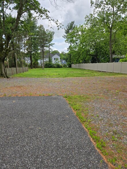 More Photos Of 19 Woodland Ave, Mullica Hill General Retail For Sale