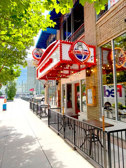 Primary Photo Of 1437 California St, Denver Storefront Retail Office For Sale