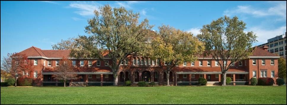 More Photos Of 4801 S Broad St, Philadelphia Office For Sale